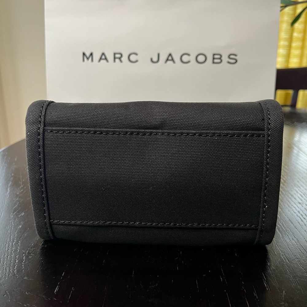 ❌SOLD❌NWT Marc Jacobs Canvas Crossbody Bag - Picture 8 of 8